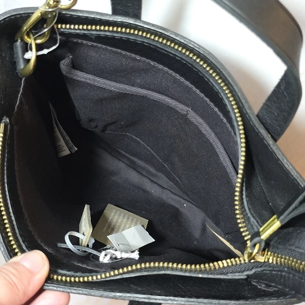 NWT Madewell Black Cow Leather Zip Top Transport Crossbody Bag Top Handle Purse - Picture 7 of 15